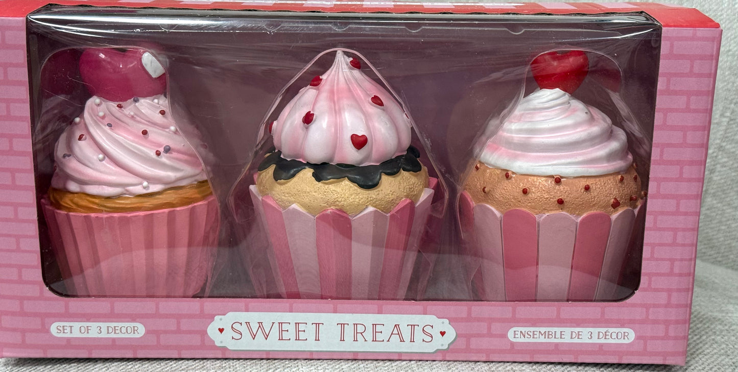 New Sweet Treats resin 3-piece faux-pink/heart topped/striped holders