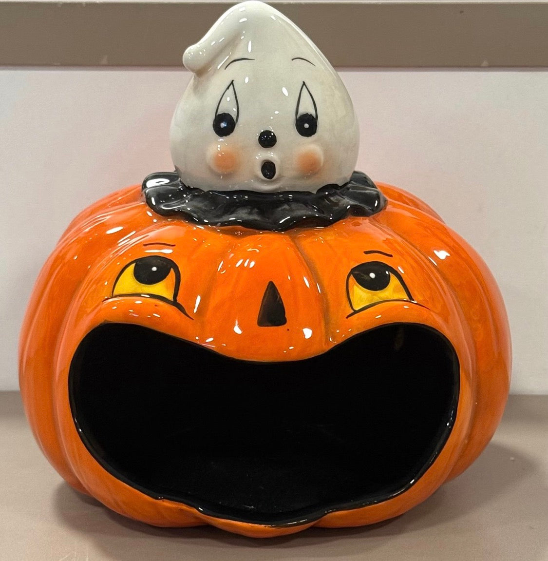 New release Joanna Parker Gus pumpkin open mouth (smaller 6” size) decor dish