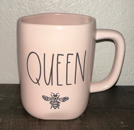 New Rae Dunn pink ceramic 🐝  coffee mug QUEEN BEE