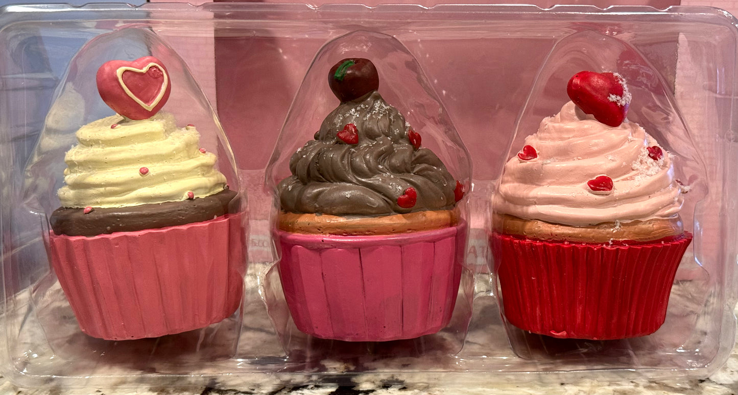 New Sweet Treats resin 3-piece faux cupcake Valentines Day decor