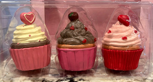 New Sweet Treats resin 3-piece faux cupcake Valentines Day decor