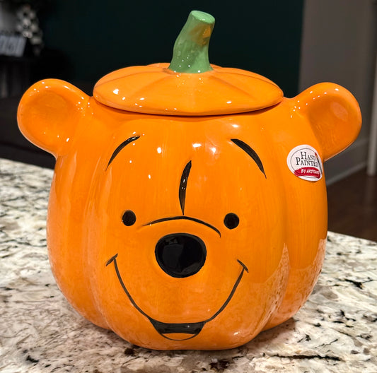 New Disney’s Winnie the Pooh ceramic pumpkin face Halloween/Fall cookie jar-hand painted
