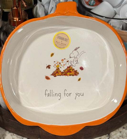 New Rae Dunn x Peanuts ceramic Snoopy fall pumpkin baking dish FALLIN FOR YOU