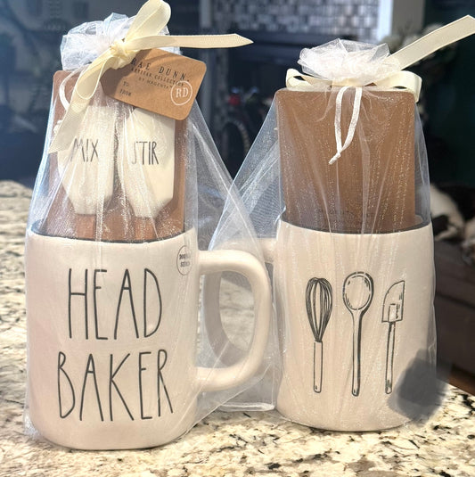 New Rae Dunn white ceramic baking gift set HEAD BAKER/mini utensils inside