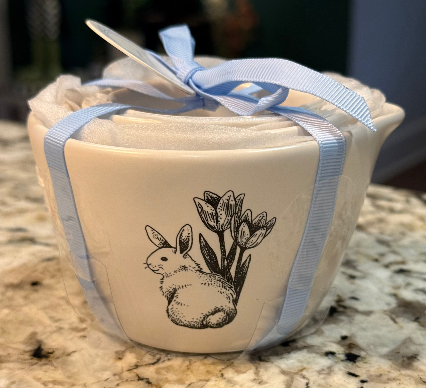 New Rae Dunn ceramic Easter bunny set of measuring cups - script font
