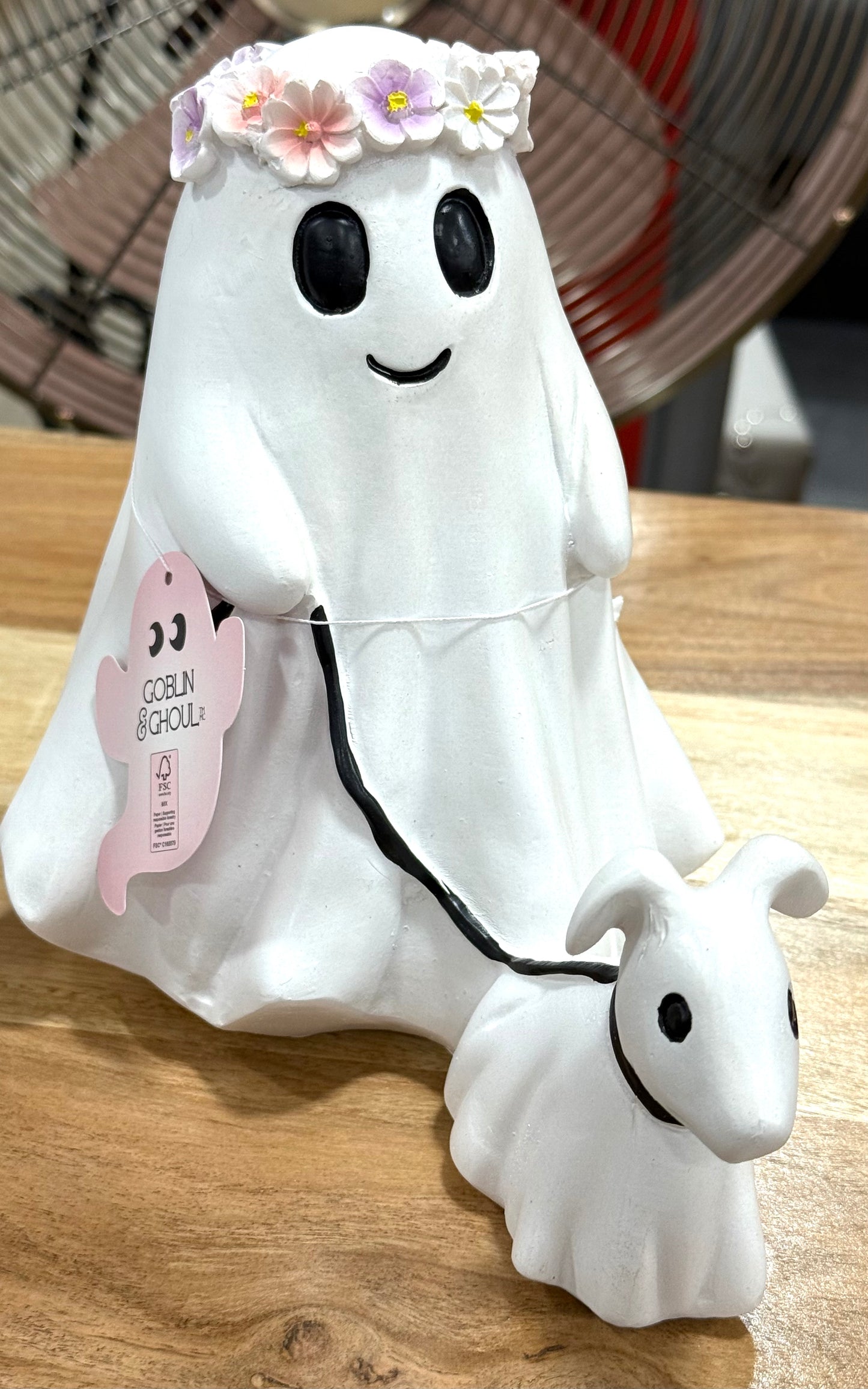 New 2-piece resin Mr. & Mrs. Ghost walking dog resin couple Halloween decor