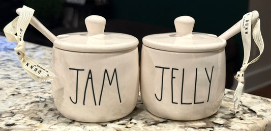 Rae Dunn ceramic 2-piece JAM/JELLY set with spoons