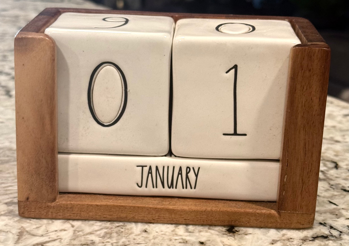 New Rae Dunn ceramic & wood block desk calendar