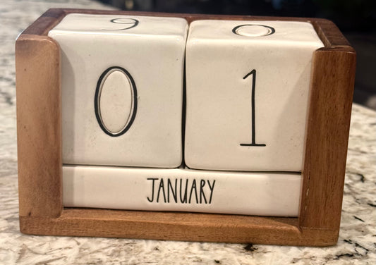 New Rae Dunn ceramic & wood block desk calendar