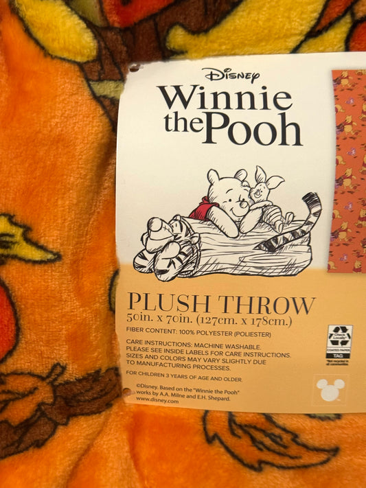New Winnie the Pooh fall leaf and apple 🍎 🍁 Throw blanket bedding 50x70