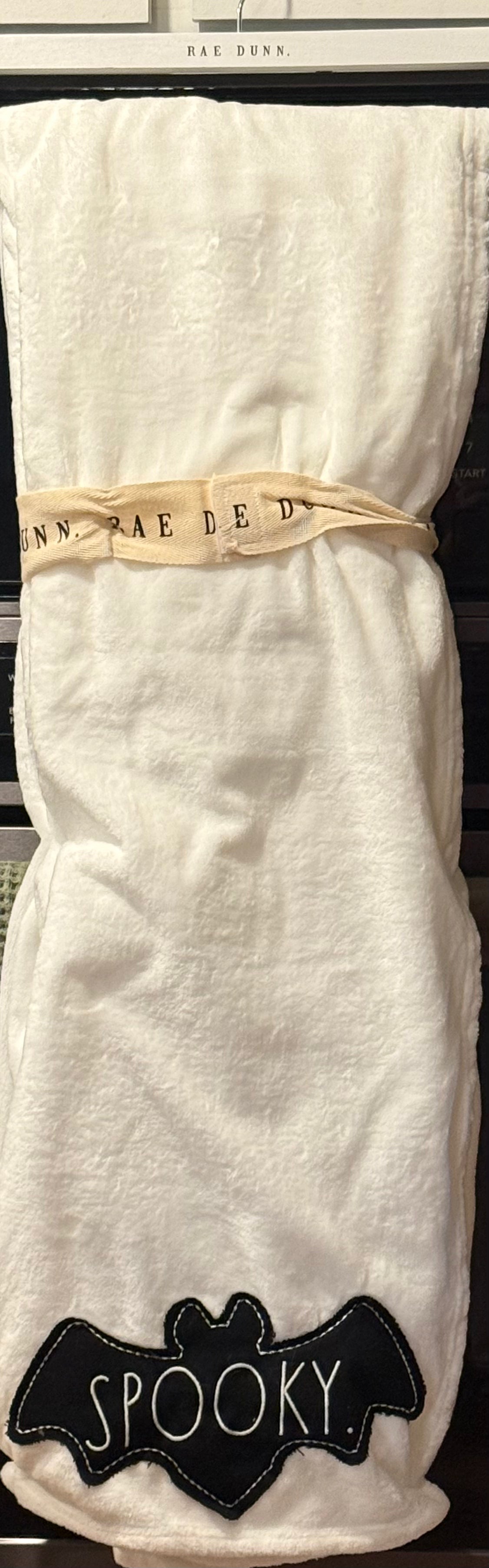 New Rae Dunn white Halloween throw blanket 50x70 SPOOKY 👻