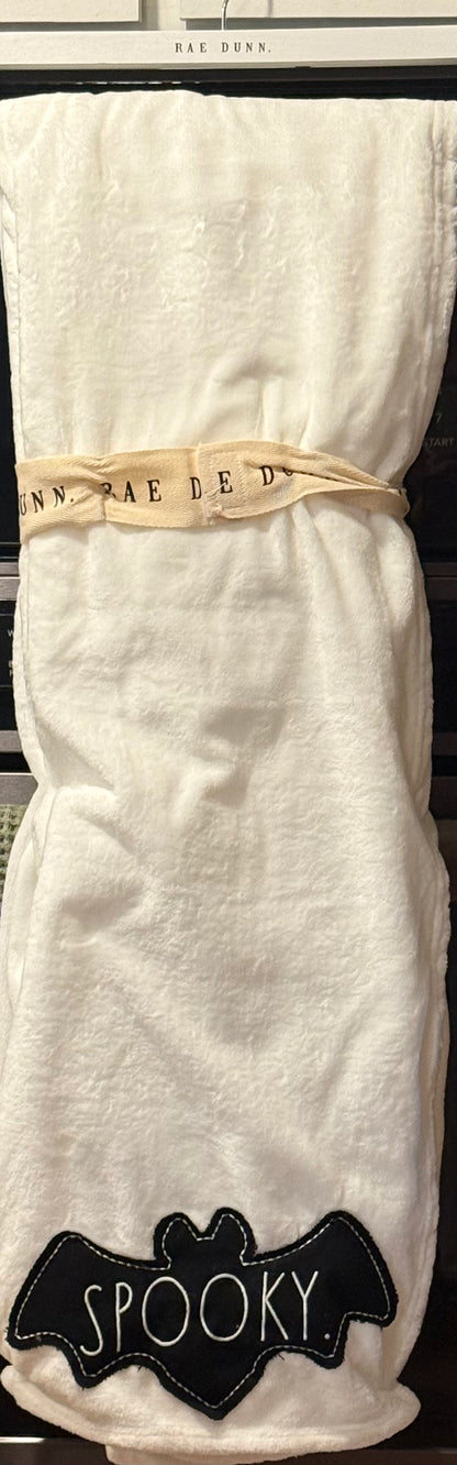 New Rae Dunn white Halloween throw blanket 50x70 SPOOKY 👻
