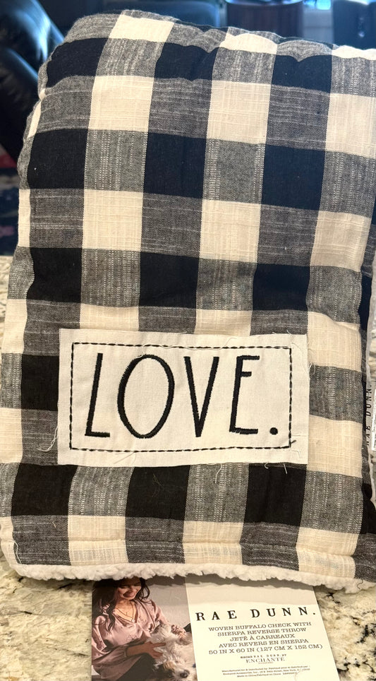 New Rae Dunn Buffalo plaid Sherpa lined throw blanket 50x60 LOVE.