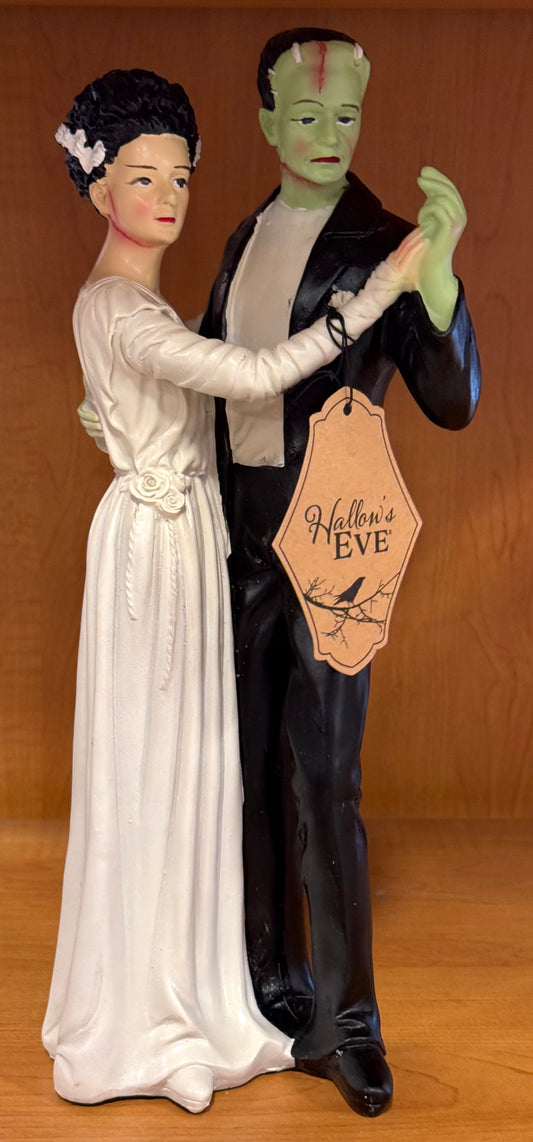 New resin Halloween decor Bride and Frankenstein dancing figurine