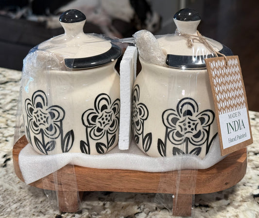 New ceramic black floral Made in India cream/sugar set with spoons