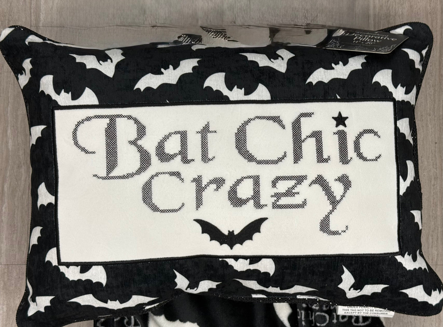 New 2-piece black bat pillow & Blanket 50x70 Halloween gift decor BAT CHIC CRAZY