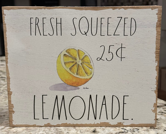 New Rae Dunn wood lemon sign decor FRESH SQUEEZED LEMONADE 25€ 10x8