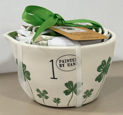 New Rae Dunn white shamrock print St. Patrick’s Day measuring cup set
