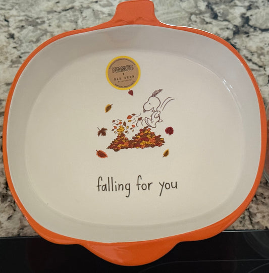 New Rae Dunn x Peanuts Snoopy ceramic fall pumpkin baking dish FALLING FOR YOU