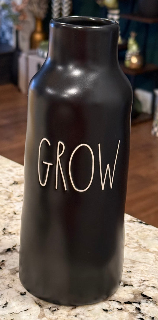 New Rae Dunn black ceramic GROW vase
