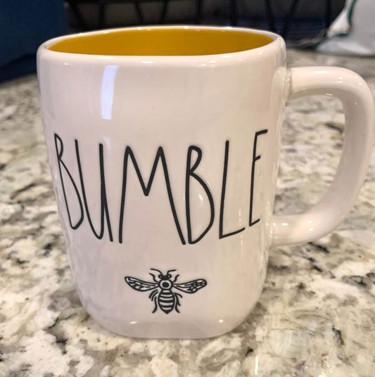 New Rae Dunn white ceramic 🐝  coffee mug BUMBLE BEE