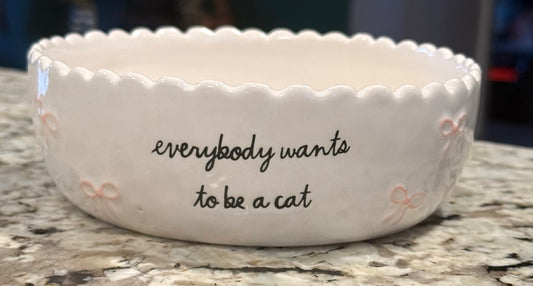 New Rae Dunn x Disney’s Aristocats white ceramic 6” cat dish EVERBODY WANTS TO BE A CAT