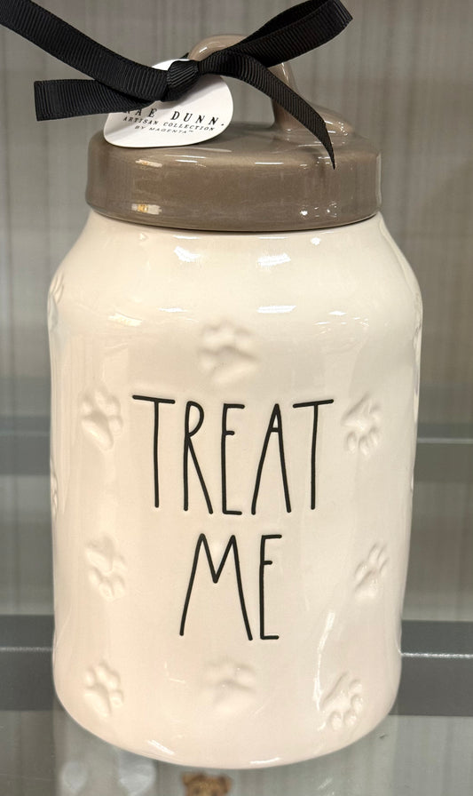 New Rae Dunn ceramic 7.5” canister TREAT ME paw engraved