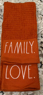 New Rae Dunn 2-piece orange fall towel set LOVE/FAMILY