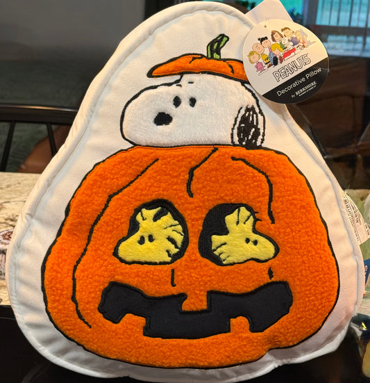 New Peanuts Halloween snoopy and Woodstock pumpkin throw pillow