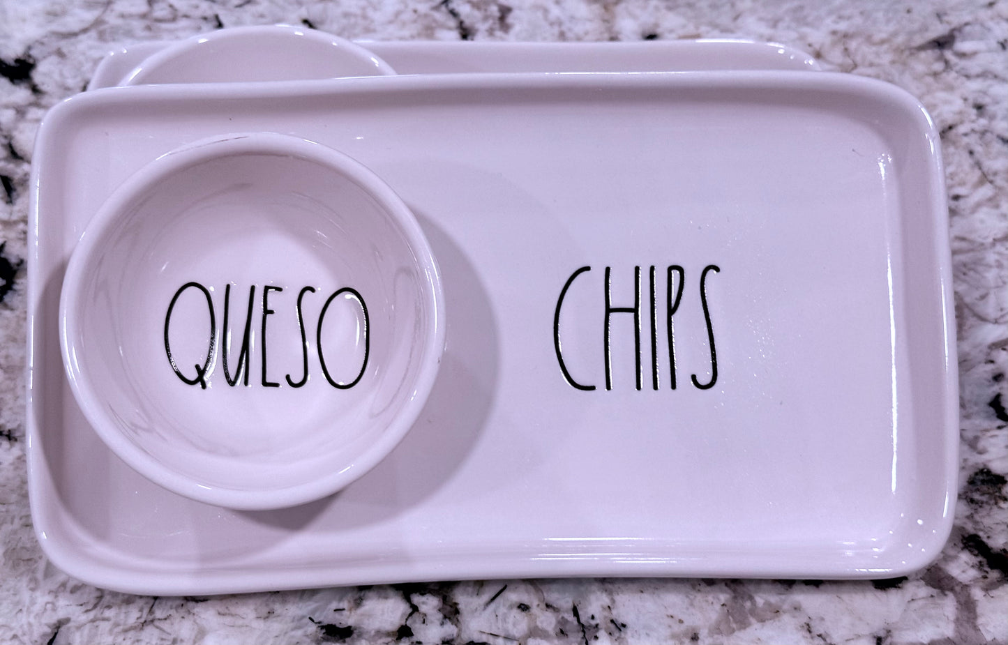 New Rae Dunn ceramic dip plate QUESO/CHIPS