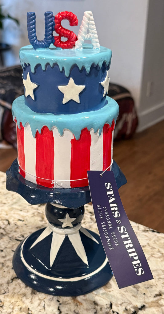New resin Stars & Stripes 12” USA topped faux cake decor