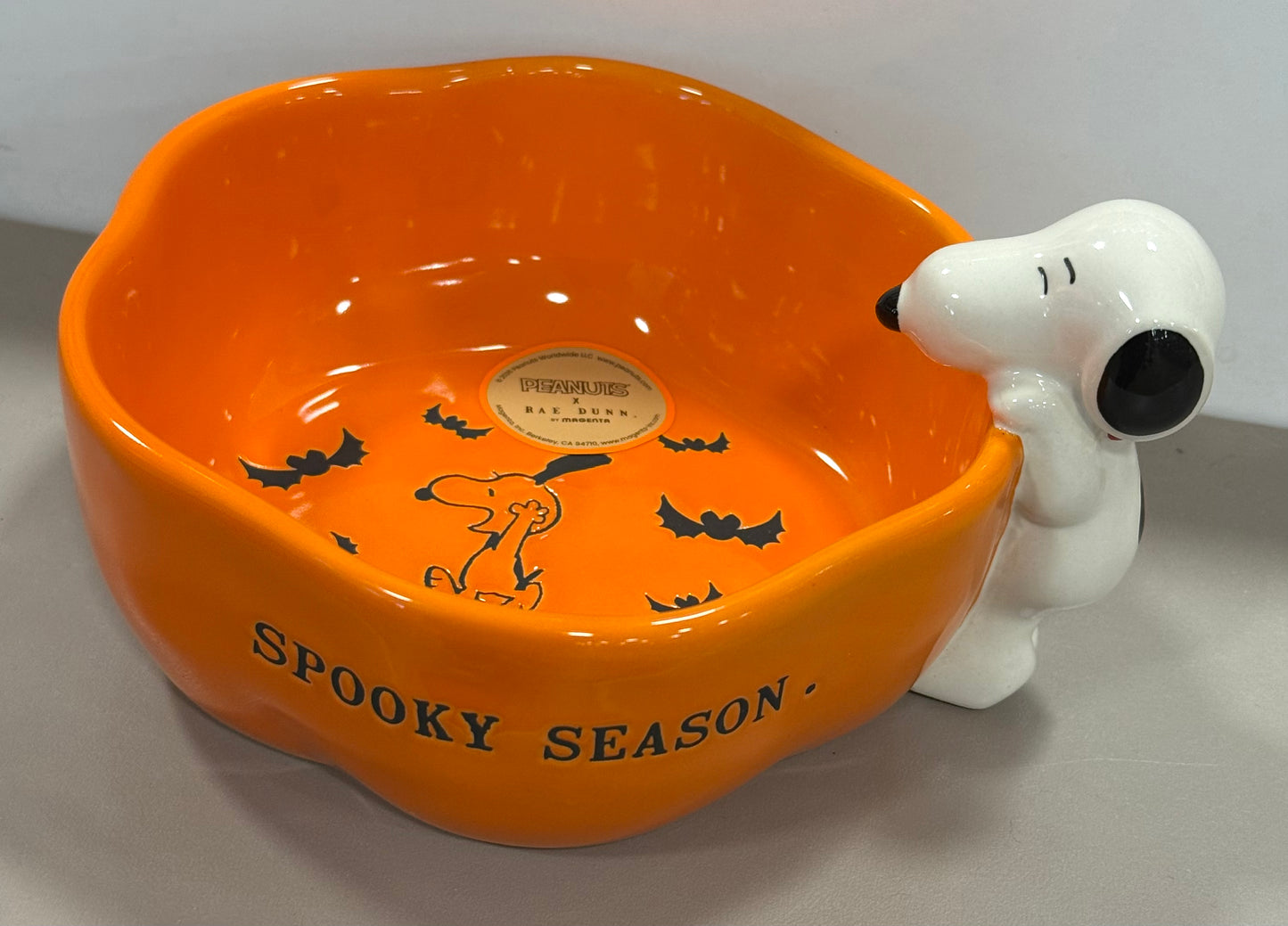 New Rae Dunn x Peanuts Snoopy orange ceramic Halloween pumpkin treat dish SPOOKY SEASON