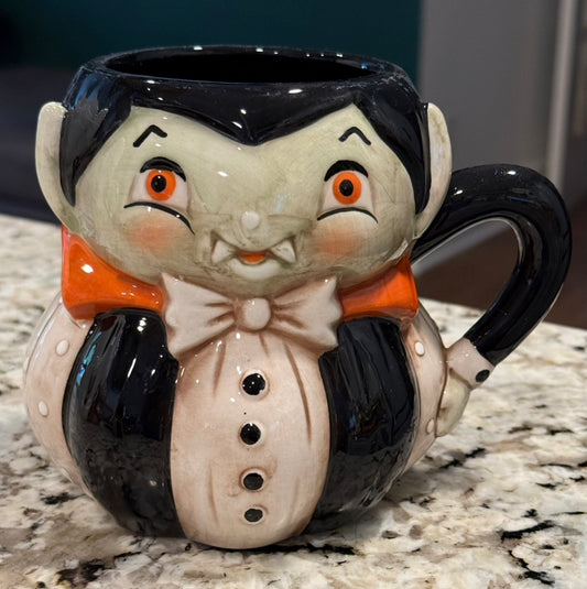 New Joanna Parker ceramic dracula coffee mug Halloween decor