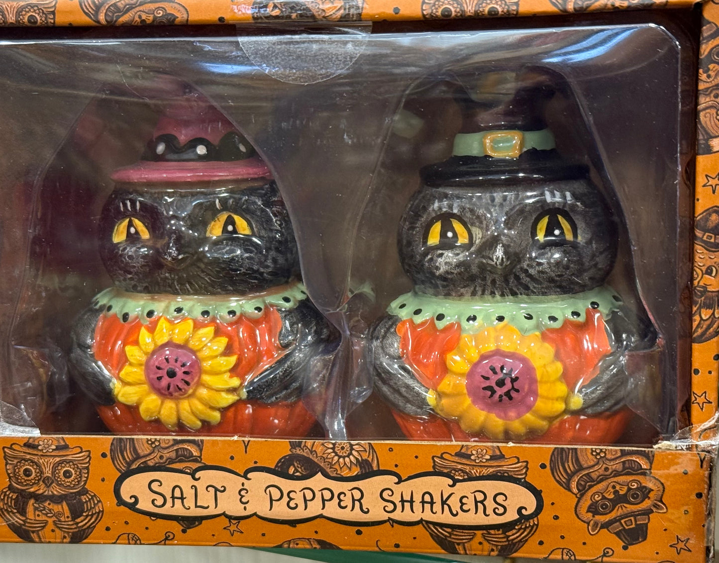 New release Joanna Parker ceramic fall black owl salt and pepper shaker set