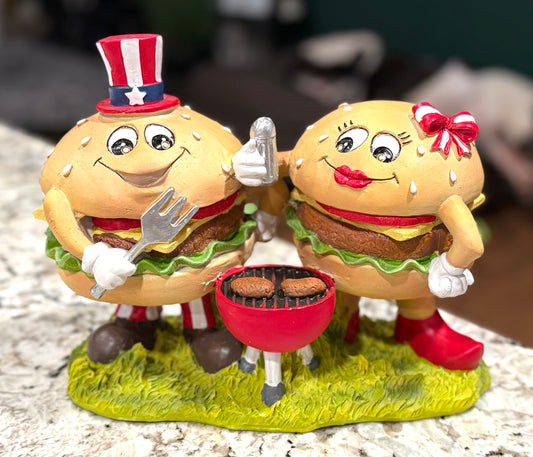 New resin Americana USA July 4th Hamburger couple decor