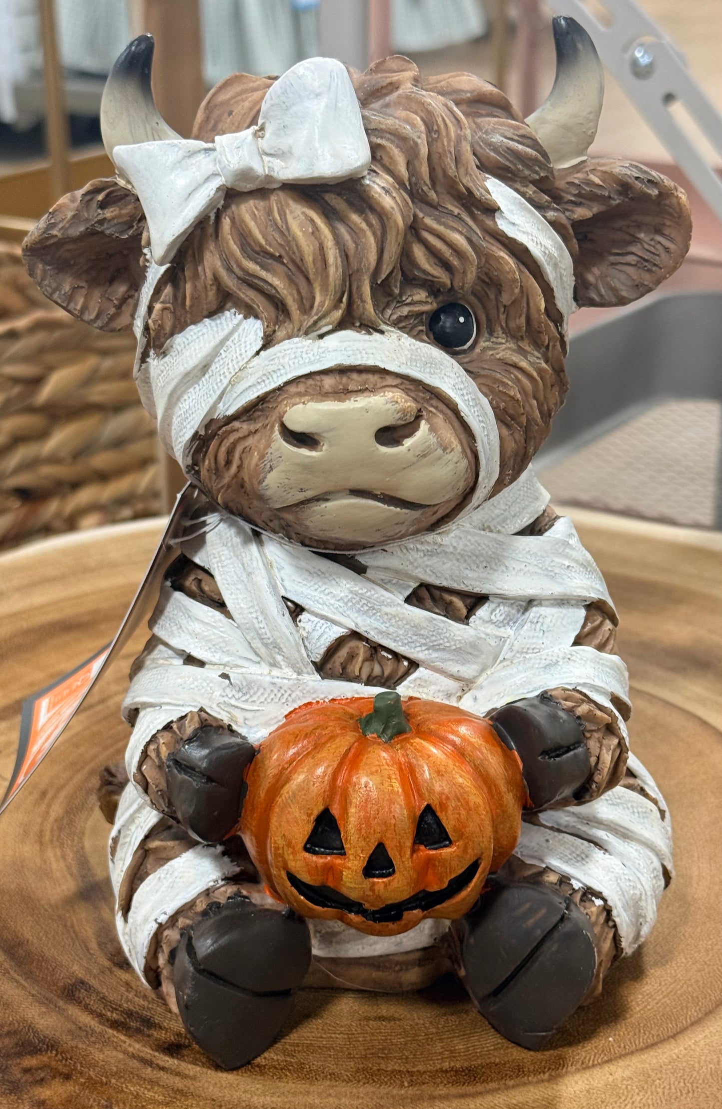 New resin Halloween mummy highland cow decor 8”