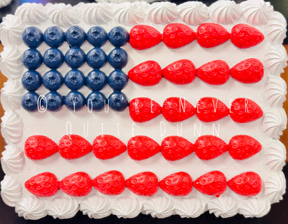 New faux Americana resin berry cake decor