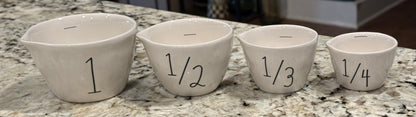 New Rae Dunn white ceramic Christmas pine tree measuring cup set