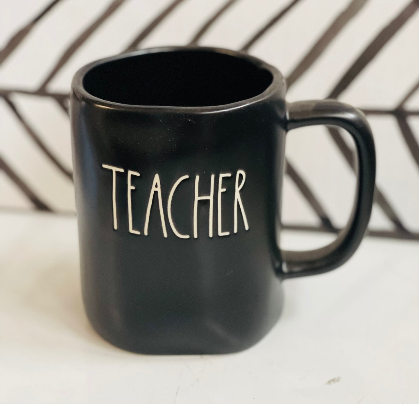 New Rae Dunn ceramic coffee mug-TEACHER